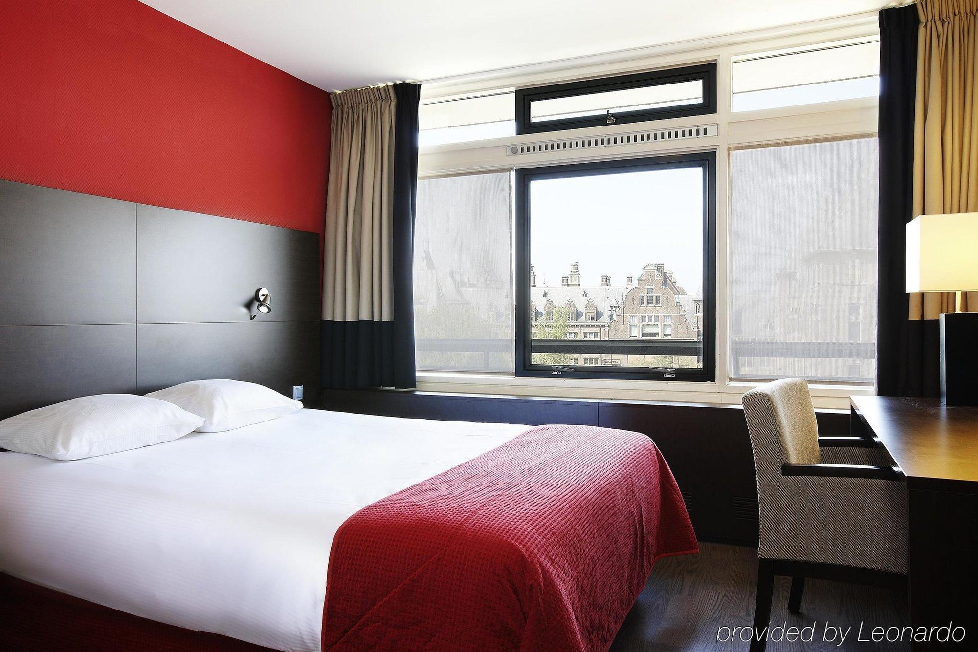 Amsterdam Tropen Hotel Bilik gambar